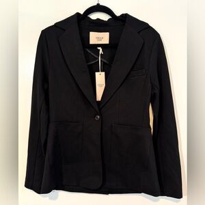 Amour Vert Marcy Blazer in Black - Size Small - NWT